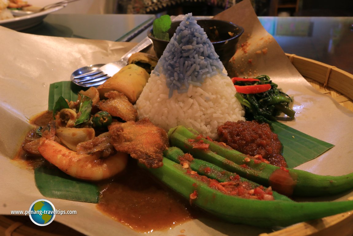 Seafood Rice King set at Red Chopsticks