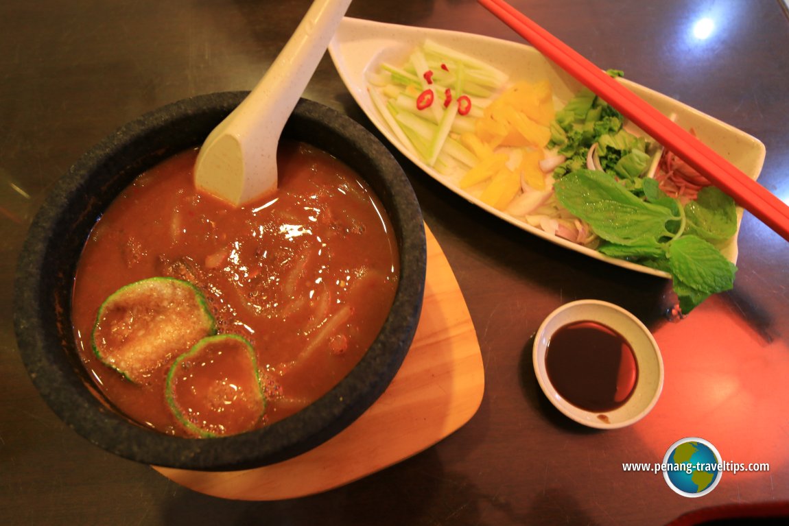 Red Chopsticks laksa