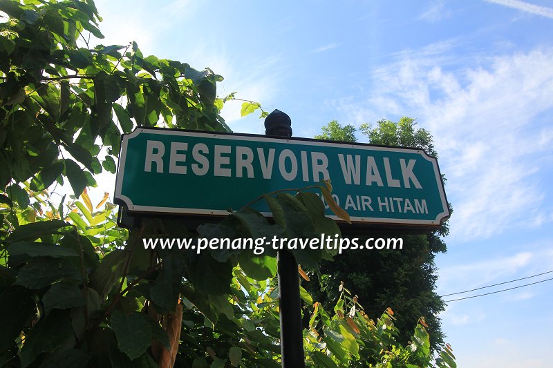 Reservoir Walk road sign