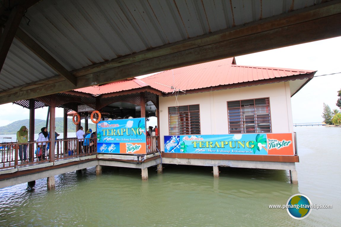 Restoran Terapung, Pulau Aman