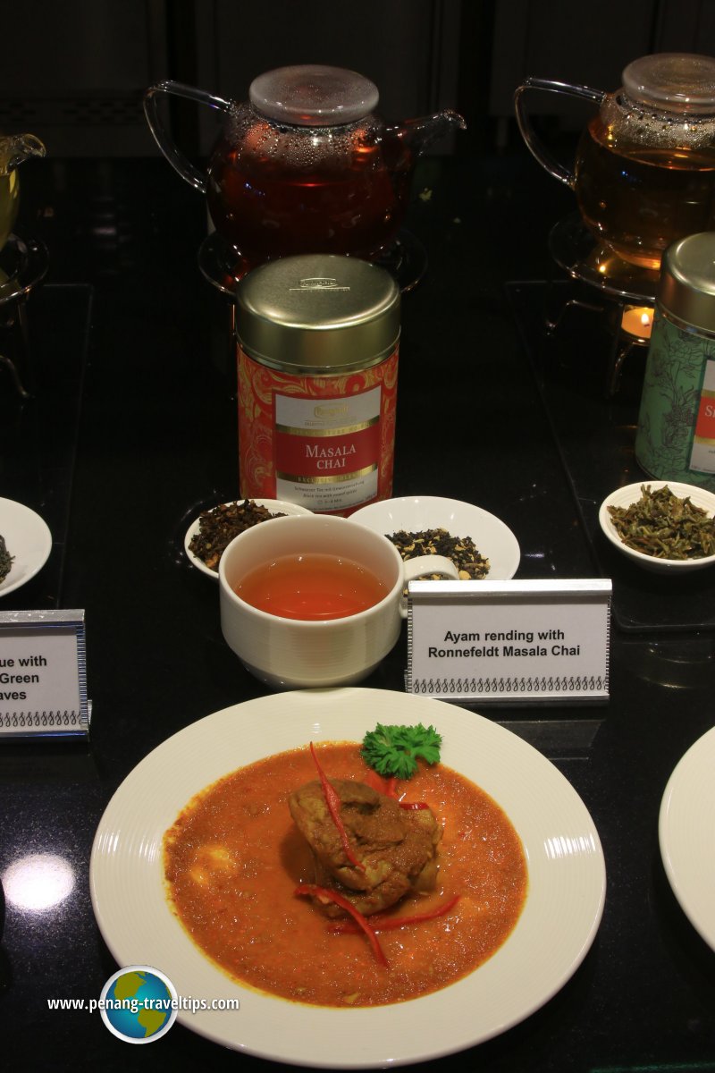 Ayam Rendang with Ronnefeldt Masala Chai