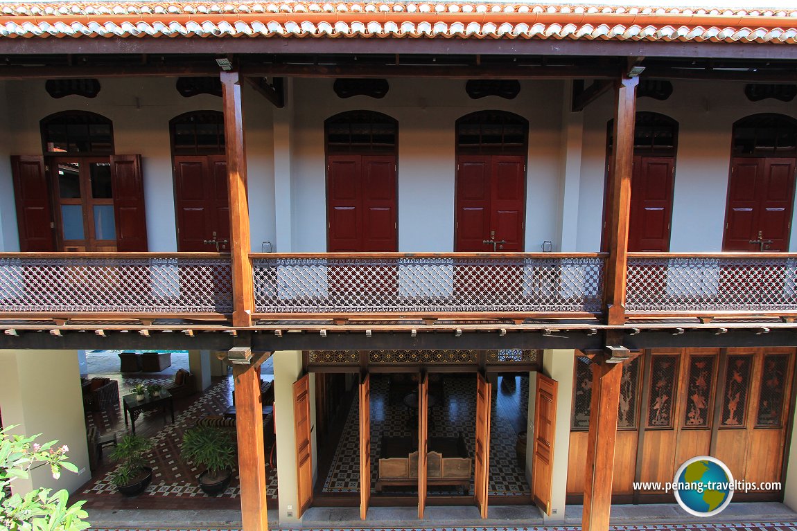 Seven Terraces courtyard