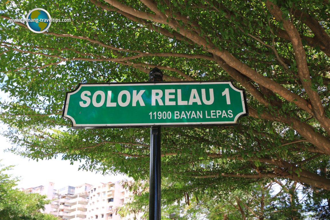 Solok Relau 1 road sign