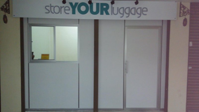Store Your Luggage Service