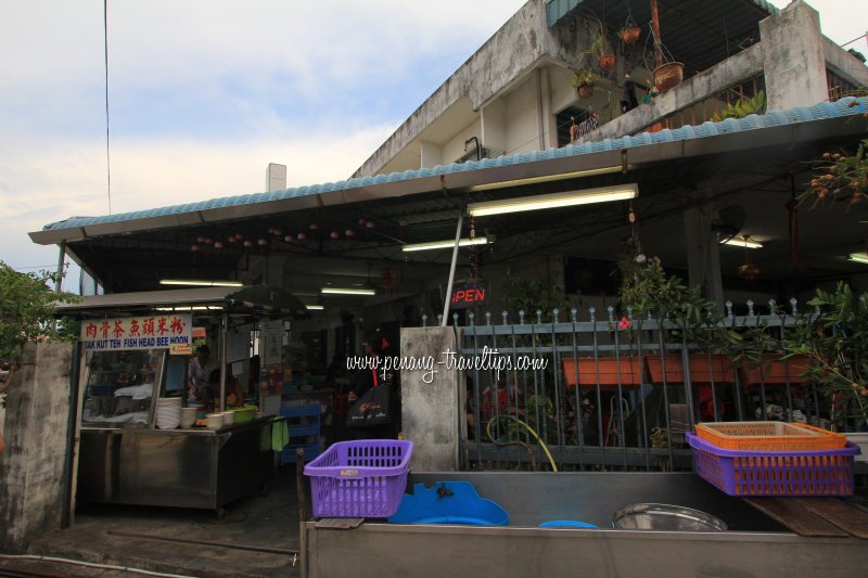 Sungai Dua Bak Kut Teh Fish Head Bee Hoon Stall