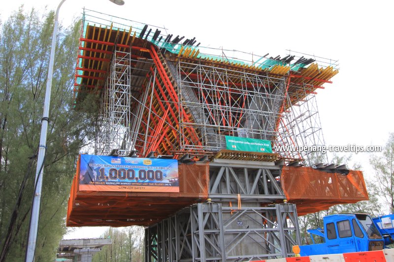 Sungai Keluang Bridge under construction