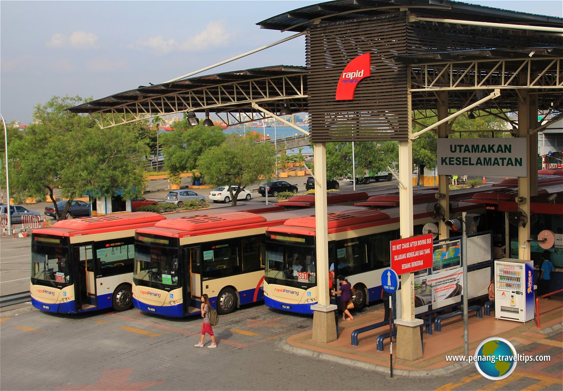 Taking the bus to sightsee Penang