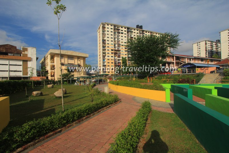 Taman Linear Padang Tembak