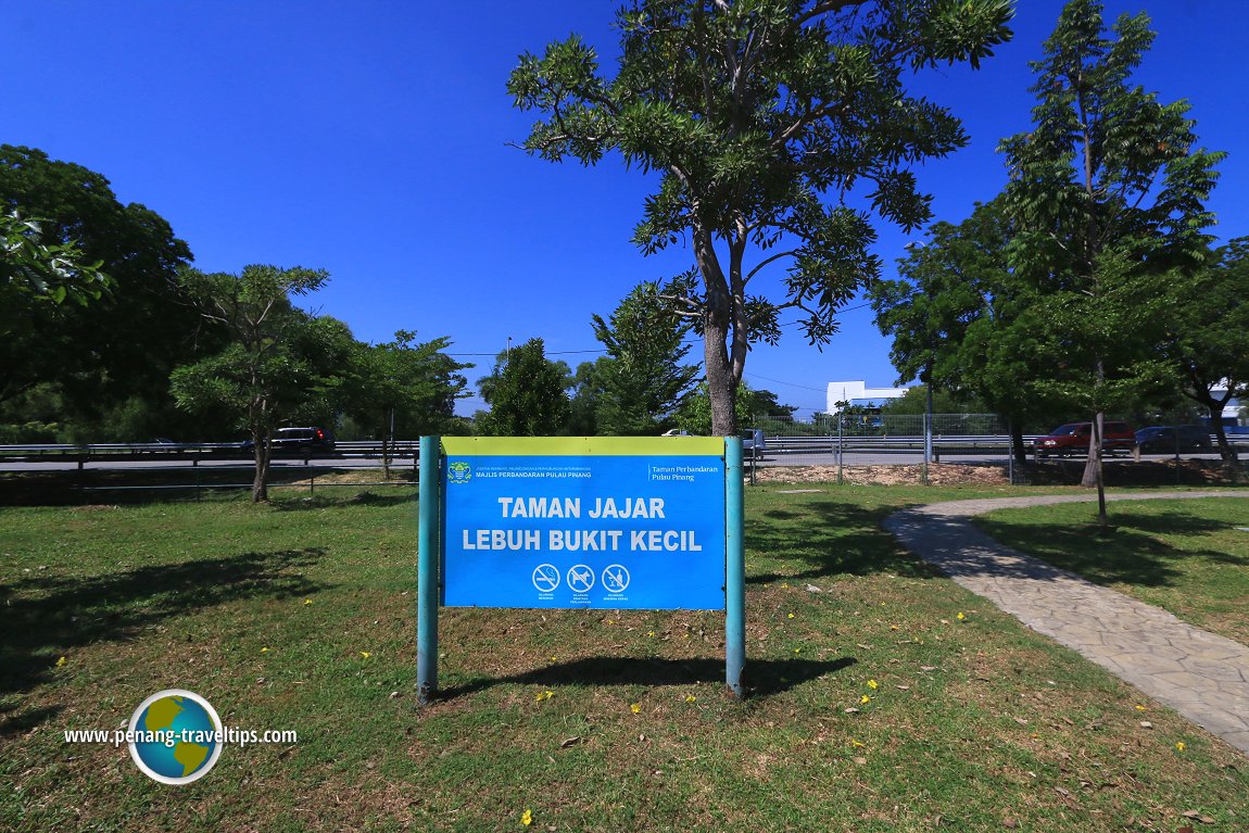 Taman Sri Nibong Linear Park