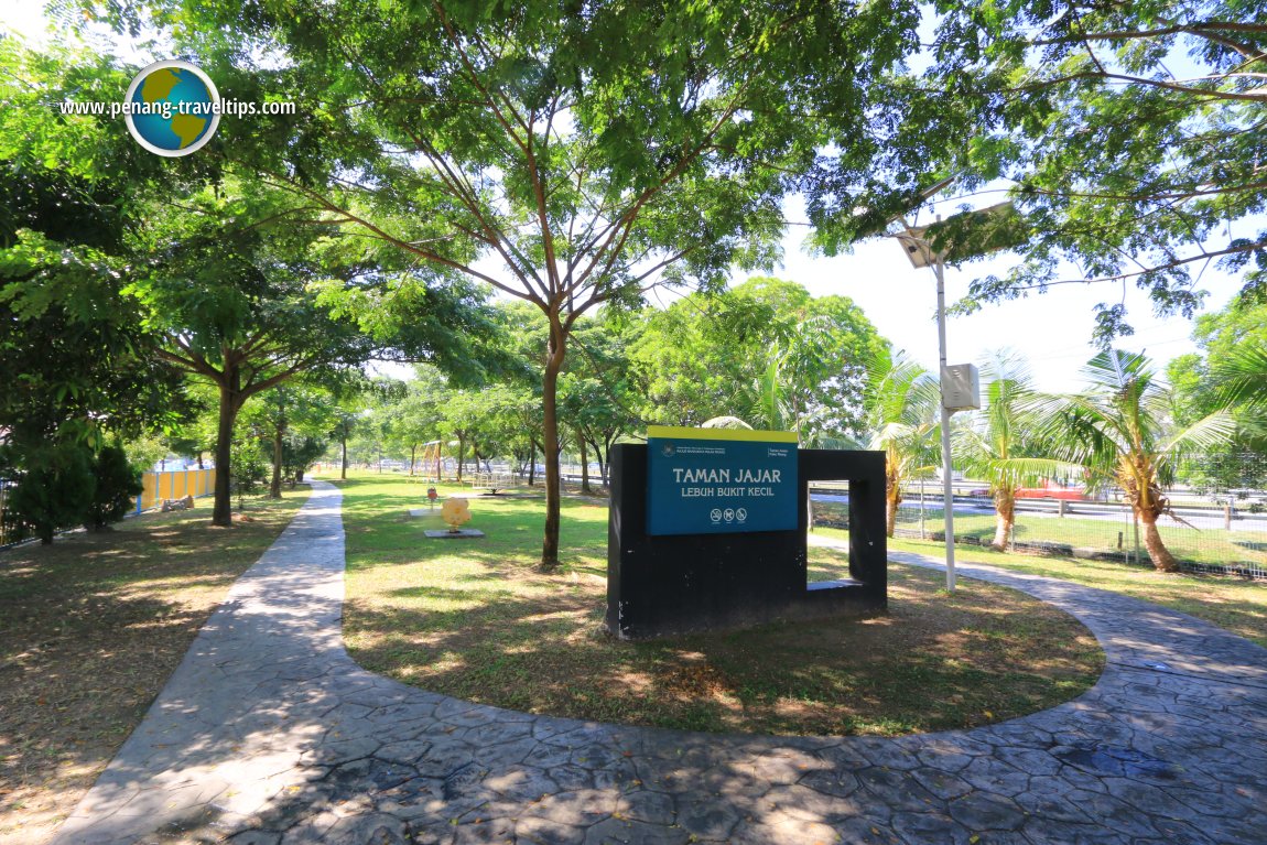 Taman Sri Nibong Linear Park