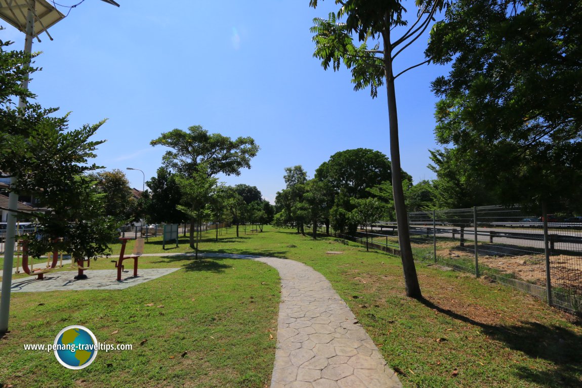 Taman Sri Nibong Linear Park