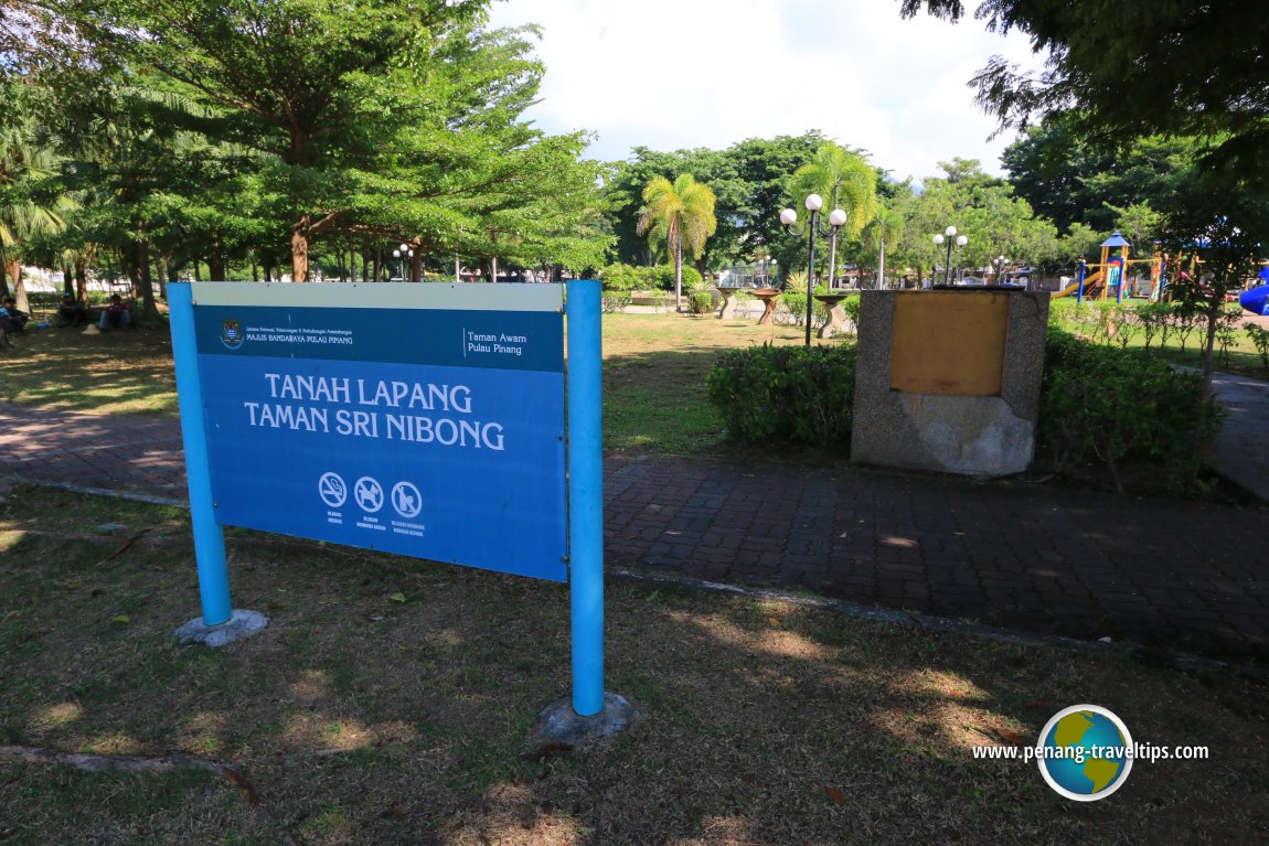 Taman Lapang Taman Sri Nibong signage