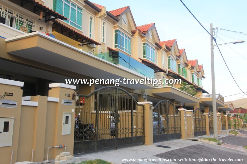 Terrace houses along Jalan Madrasah