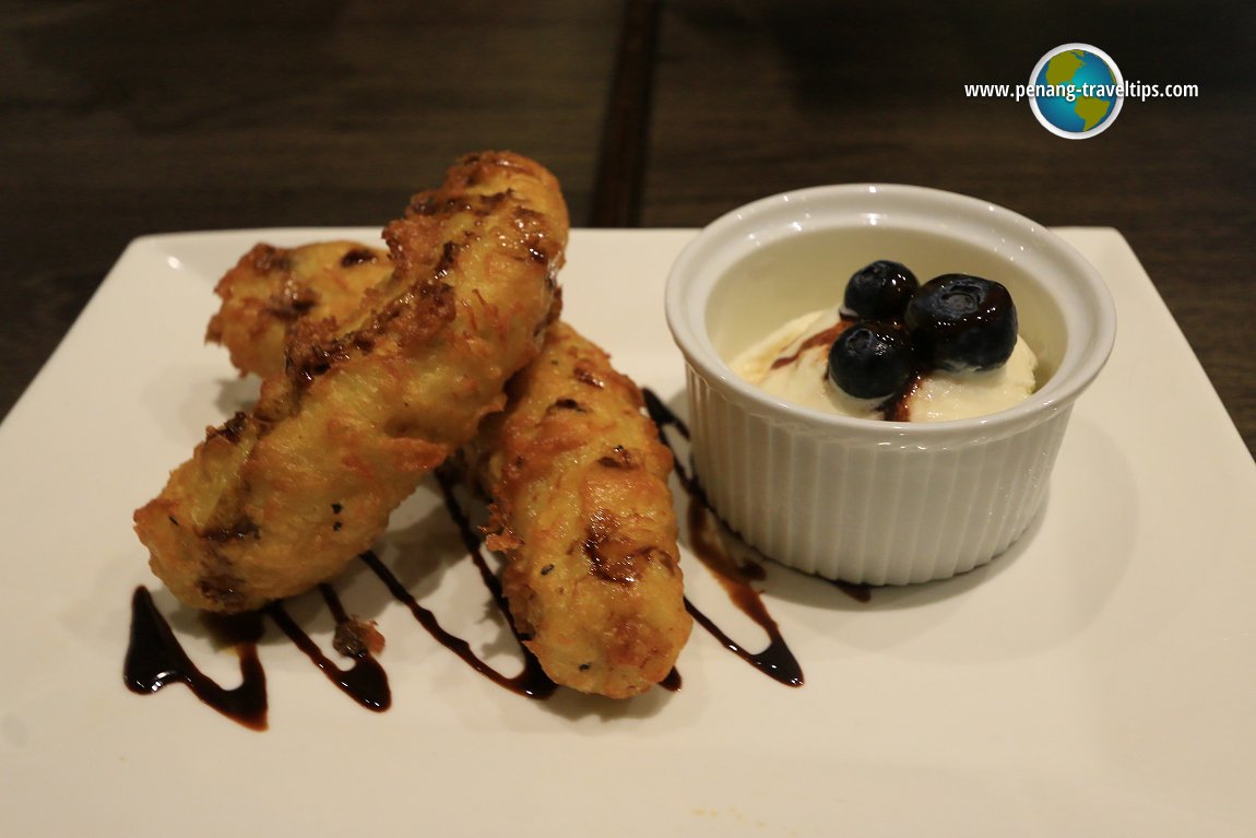 Deep-fried Banana with Gula Melaka