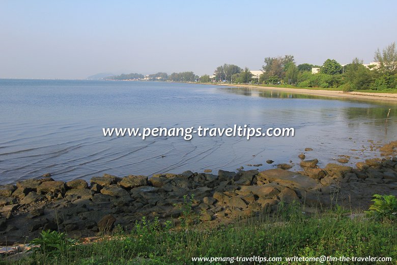 Tide coming in at Queensbay, with the Bayan Lepas FIZ in the background