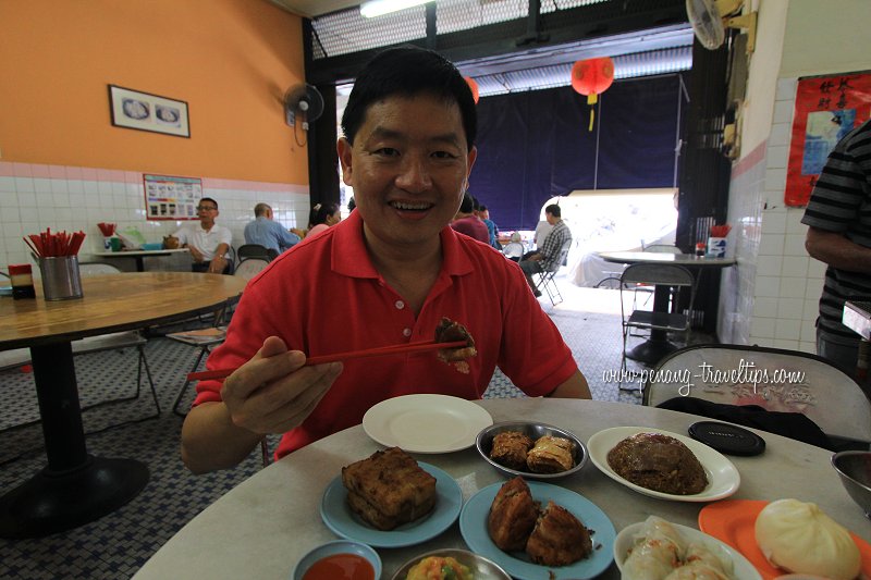 Tim at Restoran Aik Hoe