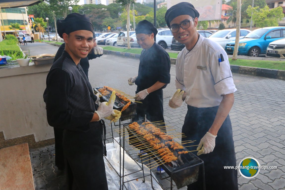 Festive Feast - Tok Wan 101 Recipes at Vistana Penang Bukit Jambul
