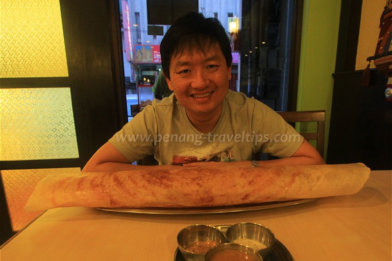 Timothy Tye with Woodlands' paper dosai