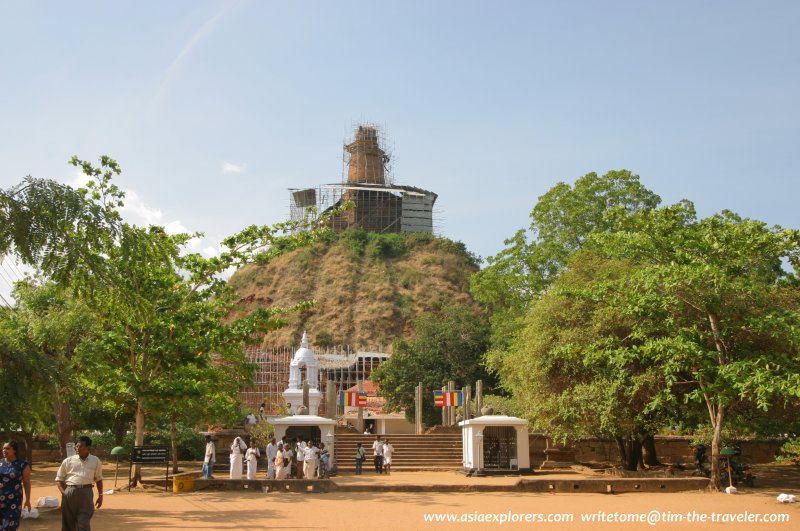 Abhayagiri Dagoba