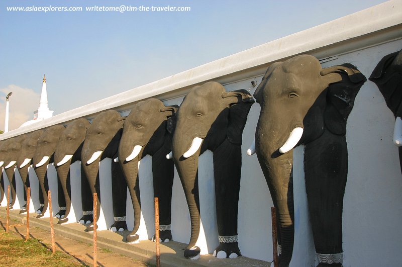 Elephant wall at Ruwanweliseya Dagoba, Anuradhapura