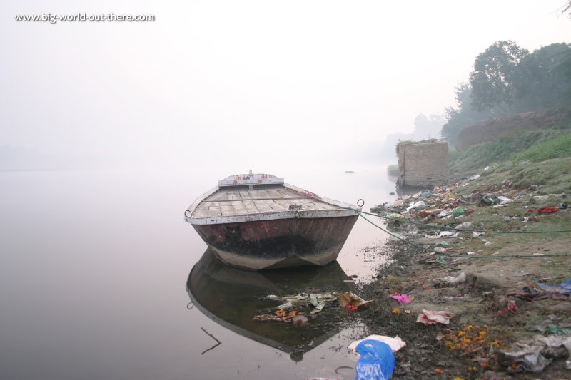 Boat mirrored on the Yamuna