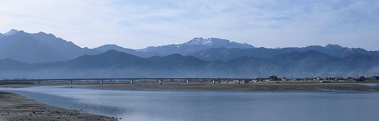 Mount Ishidzuchi from Kamogawa River, Ehime Prefecture