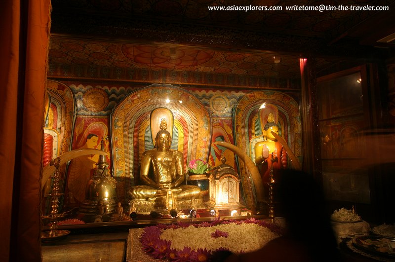 Seated Buddha, Outer Sanctuary