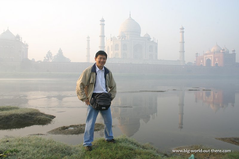 Tim with the Taj Mahal