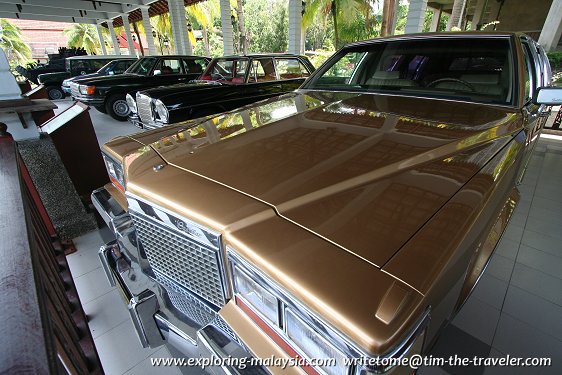 Display of official cars