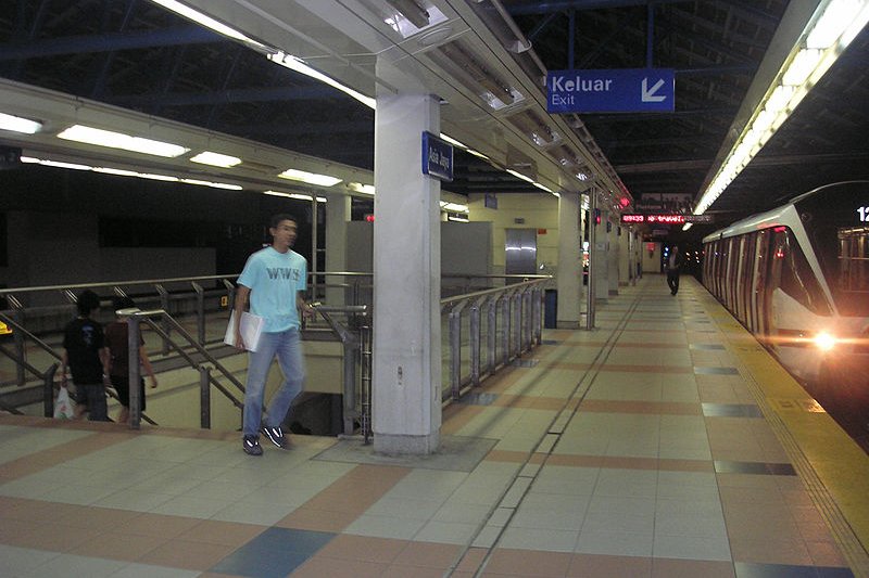 Asia Jaya LRT Station