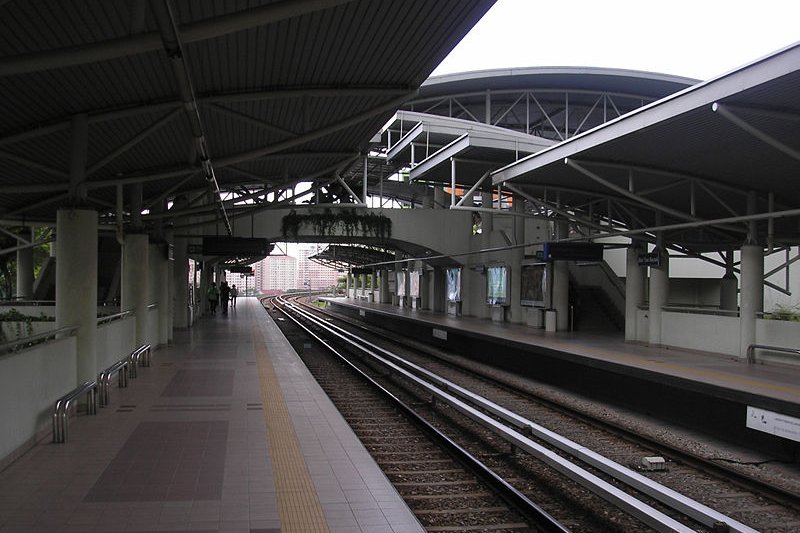 Bandar Tun Razak LRT Station