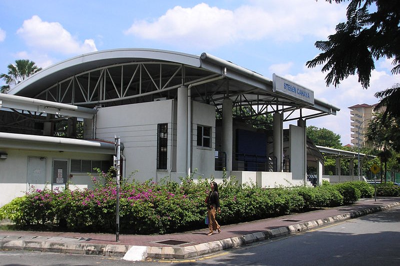 Cahaya LRT Station