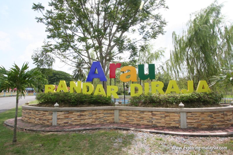 Dataran Sungai Arau