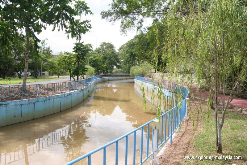 Dataran Sungai Arau