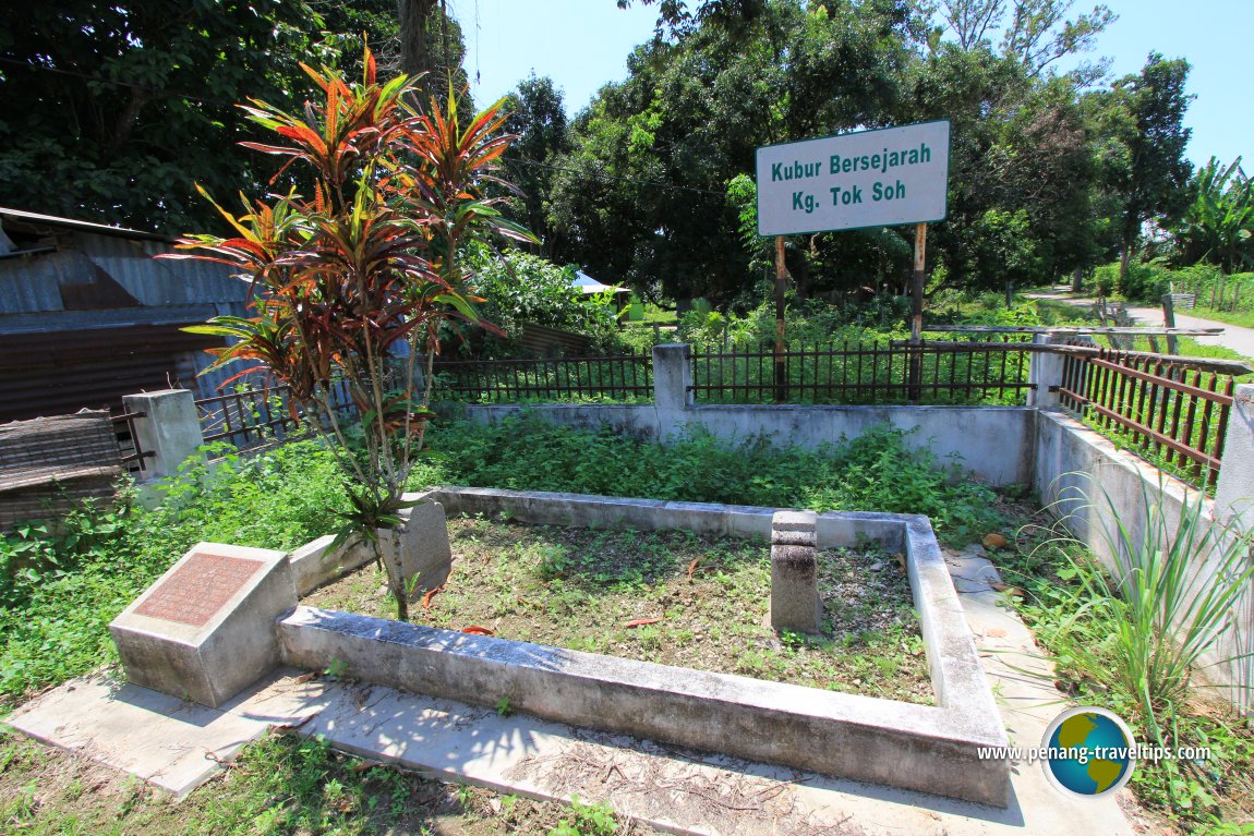 Historic Grave of Kampung Tok Soh