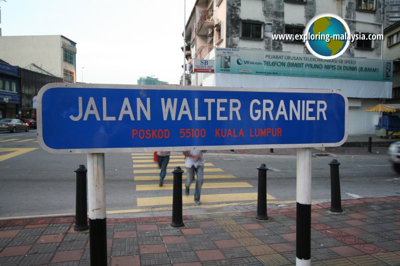 Jalan Walter Grenier road sign