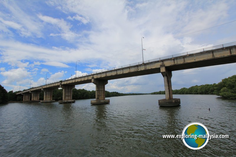 Jambatan Sungai Merbok