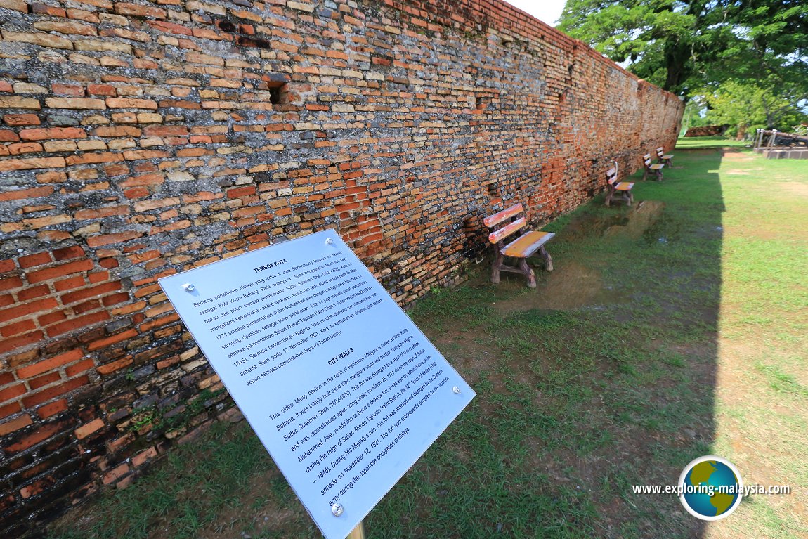 Walls of Kota Kuala Bahang