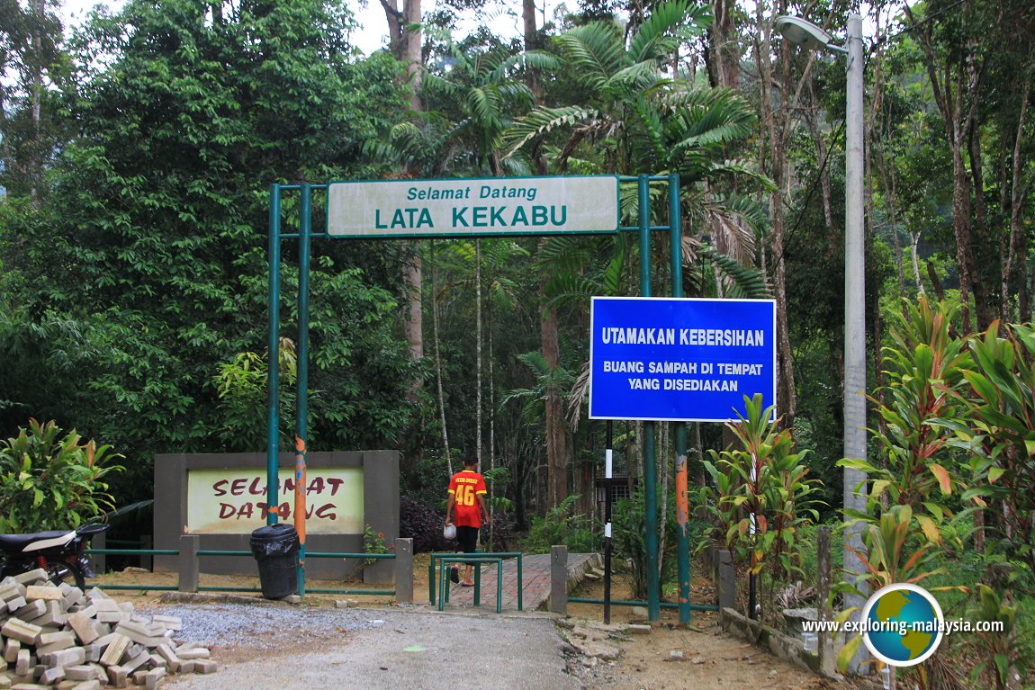 Lata Kekabu Waterfall