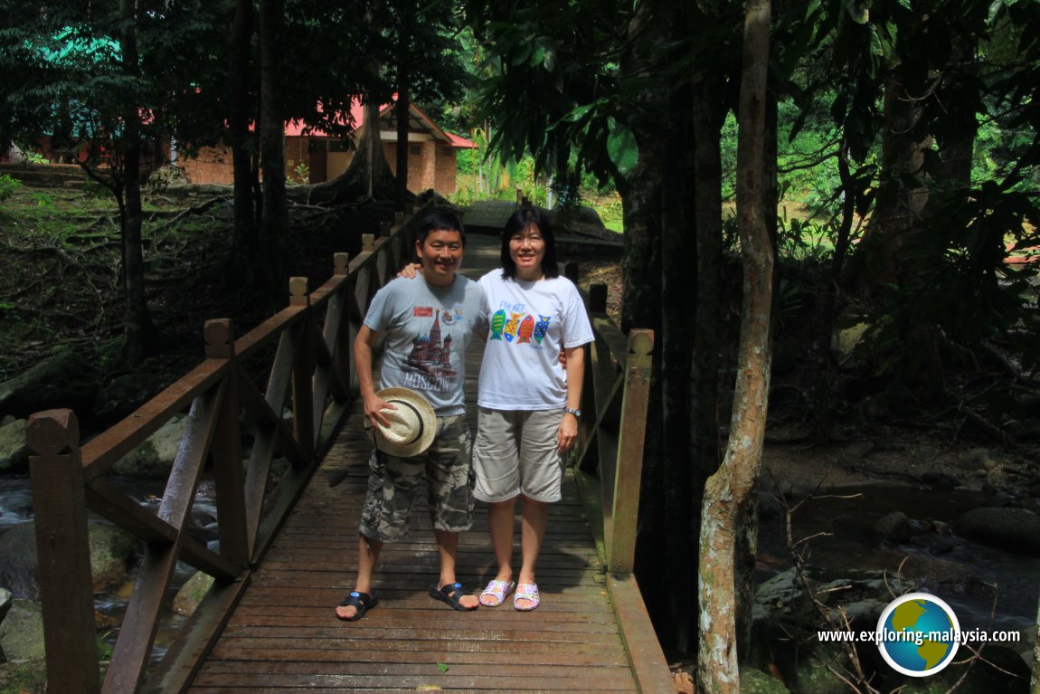 Lata Kekabu Waterfall