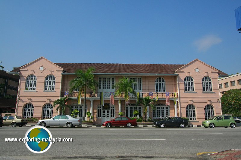 Majuperak Building