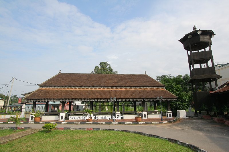 Masjid Kampung Laut