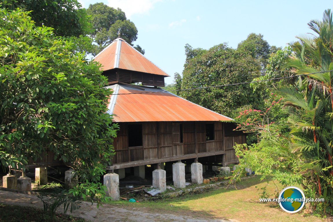 Masjid Kampung Papan