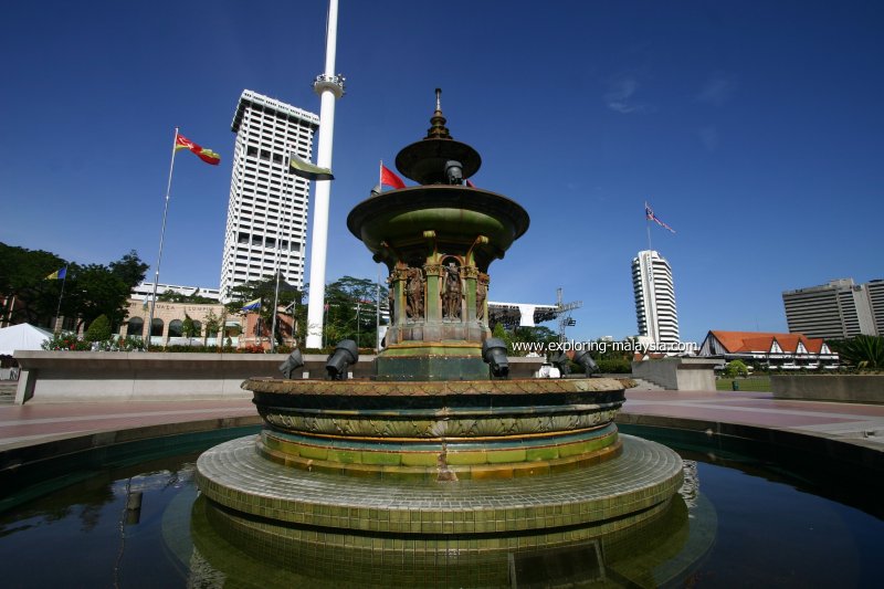 Merdeka Square fountain