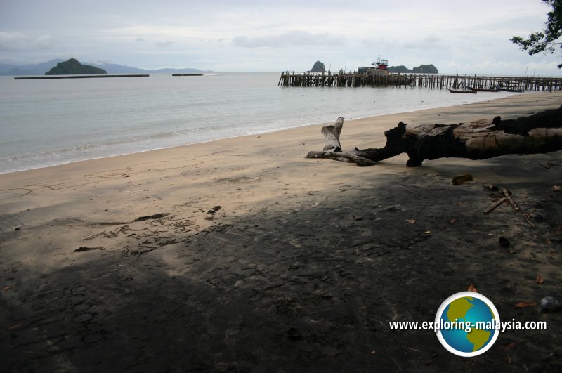 Pantai Pasir Hitam, Langkawi