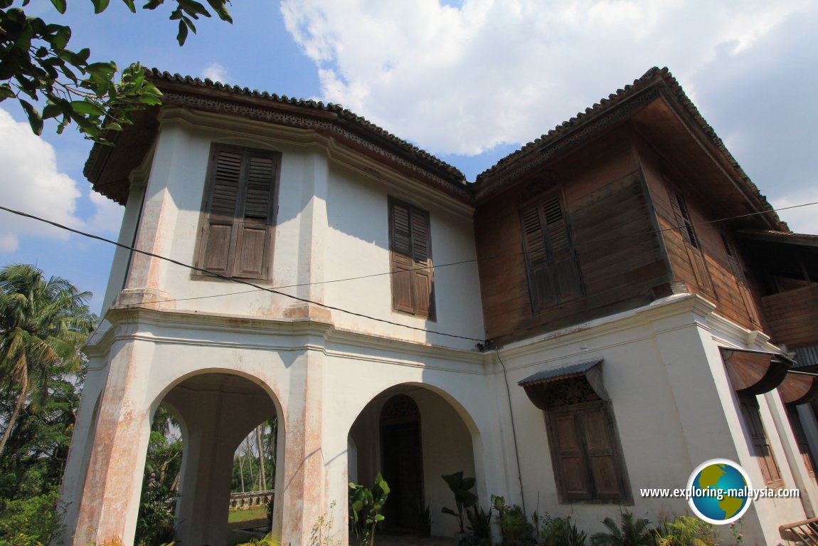 Rumah Besar Raja Bilah