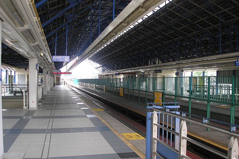 Taman Bahagia LRT Station