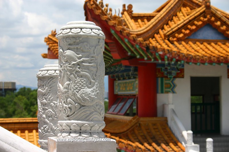 The ornate balustrades of Thean Hou Temple