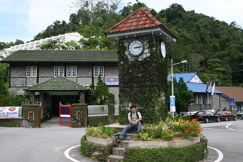 Fraser's Hill clock-tower