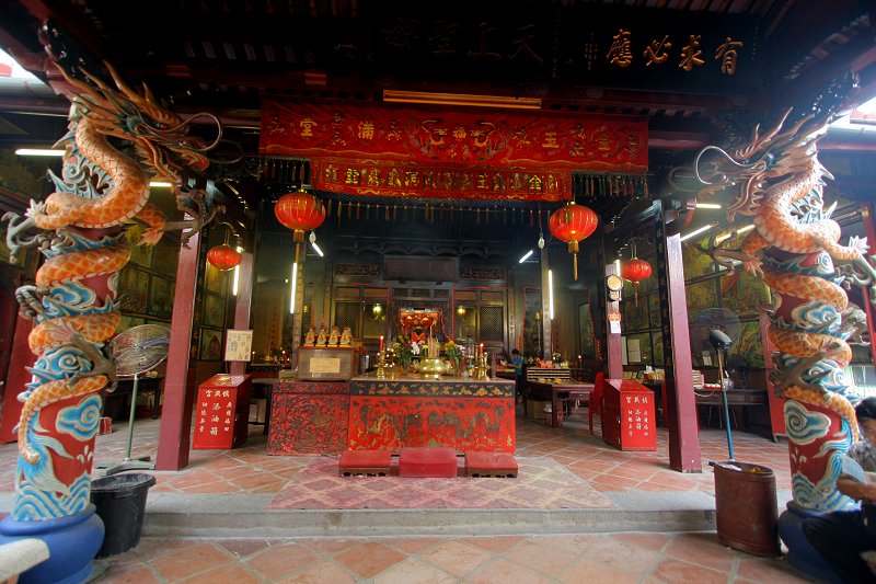 Main prayer hall of Tin Hin Kong Temple